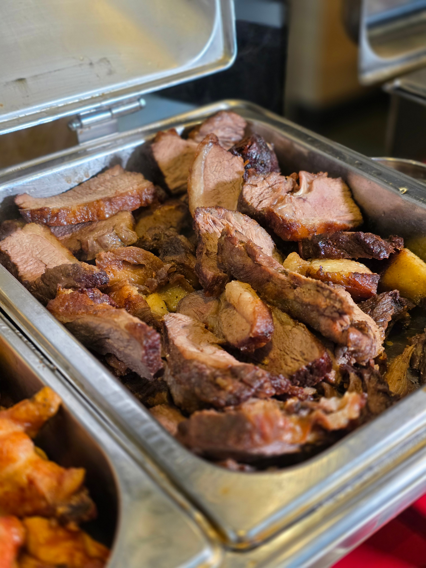 Carnes assadas no buffet